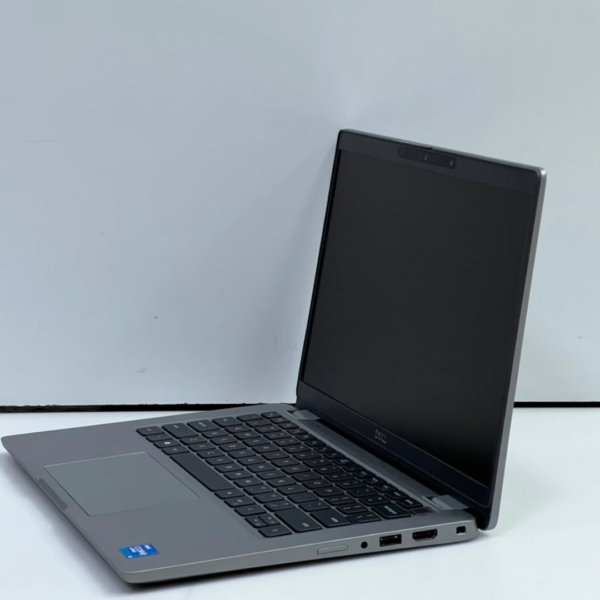 Dell Latitude 5320 Used Business Laptop | Intel Core i5 -11th Gen| 16GB RAM | 256GB SSD | 13.3" Full HD Touchscreen | Win11